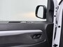 Opel Vivaro 2.0D 145PK L3 Dubbele Cabine 6-Persoons Trekhaak Euro 6 Airco Navi Apple Carplay Android Auto Cruise Control Bluetooth Pdc Betonplex Lat om lat Achterdeuren DAB Privacy Glas 1e Eigenaar Origineel Nederlandse Auto Dealeronderhouden