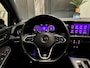 Volkswagen Golf 1.5 eTSI 3x R-Line|PANORAMA|IQ LIGHTS|BLINDSPOT|BOMVOL