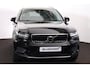 Volvo XC40 T4 Recharge Inscription - IntelliSafe Assist - Parkeercamera achter - Verwarmde voorstoelen & stuur - Parkeersensoren voor & achter - Draadloze tel. lader - Extra getint glas - Elektr. inklapbare trekhaak - 19' LMV