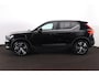 Volvo XC40 T4 Recharge Inscription - IntelliSafe Assist - Parkeercamera achter - Verwarmde voorstoelen & stuur - Parkeersensoren voor & achter - Draadloze tel. lader - Extra getint glas - Elektr. inklapbare trekhaak - 19' LMV