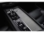 Volvo XC60 T8 390PK Automaat Recharge AWD Inscription / Intellisafe / Panoramadak / head-up display / Camera achter / Donker glas achter