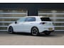Volkswagen Golf 1.5 eTSI 116pk DSG R-Line Edition | Matrix LED | 360 Camera