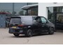 Volkswagen Multivan 1.4 eHybrid L2 Bulli Edition 150PK / 110kW, Bulli Edition, NL auto, panoramadak, verwarmbare EcoComfort voorstoelen met massage- en geheugenfunctie, 3-zone climatronic, full map navigatie, cruise control, draadloos Apple Carplay / Android Auto, alarmsysteem, keyless start & entry, achteruitrijcamera (rear view), parkeersensoren voor en achter (pdc), multifunctioneel lederen stuurwiel, dodehoekdetectie (side assist), 19" LMV, elektrisch verstel-, verwarm- en inklapbare buitenspiegels (spiegel pakket), parkeersensoren voor en achter (pdc), multifunctioneel lederen stuurwiel