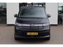Volkswagen Multivan 1.4 eHybrid L2 Bulli Edition 150PK / 110kW, Bulli Edition, NL auto, panoramadak, verwarmbare EcoComfort voorstoelen met massage- en geheugenfunctie, 3-zone climatronic, full map navigatie, cruise control, draadloos Apple Carplay / Android Auto, alarmsysteem, keyless start & entry, achteruitrijcamera (rear view), parkeersensoren voor en achter (pdc), multifunctioneel lederen stuurwiel, dodehoekdetectie (side assist), 19" LMV, elektrisch verstel-, verwarm- en inklapbare buitenspiegels (spiegel pakket), parkeersensoren voor en achter (pdc), multifunctioneel lederen stuurwiel