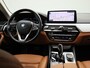 BMW 5-Serie Touring 530e | Navigatie | Leder | Camera | Trekhaak