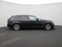 BMW 5-Serie Touring 530e | Navigatie | Leder | Camera | Trekhaak