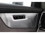 Volvo XC90 T8 Plug-in hybrid Ultra Bright | Bowers&Wilkins | Luchtvering | Massage | 22 Inch | Trekhaak | Head-Up