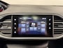 Peugeot 308 SW 1.2i Navigatie-Cr.contr-Clima-Panoramadak-Parkeersensoren-Lm16''velgen