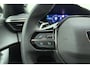Peugeot 2008 1.2 Hybrid 145 Allure |Voorstoelen verwarmd| Camera | Climate & Cruise Control | AppleCarplay/Android Auto |