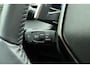 Peugeot 2008 1.2 Hybrid 145 Allure |Voorstoelen verwarmd| Camera | Climate & Cruise Control | AppleCarplay/Android Auto |