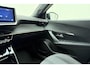 Peugeot 2008 1.2 Hybrid 145 Allure |Voorstoelen verwarmd| Camera | Climate & Cruise Control | AppleCarplay/Android Auto |