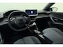 Peugeot 2008 1.2 Hybrid 145 Allure |Voorstoelen verwarmd| Camera | Climate & Cruise Control | AppleCarplay/Android Auto |
