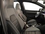 Volkswagen Golf 1.5 eHybrid GTE 272 pk Automaat (DSG) | Verlengde garantie | Navigatie | Panoramadak | Trekhaak (wegklapbaar) | Parkeersensoren (Park assist) | Achteruitrijcamera | Lederen bekleding | Stoelverwarming/ventilatie |