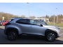 Toyota Yaris Cross 1.5 HYBRID FIRST EDITION NL-AUTO STOEL/STUURVERW P-SENSOREN BLIND-SPOT KEYLESS 17'' LM-VELGEN CLIMA AD-CRUISE NAVI APPLE/ANDROID