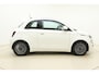 Fiat 500 Icon 42 kWh | Werinig kilometers | Climate control | Navigatie | Keyless | Camera | Panoramadak | Parkeersensoren voor en achter