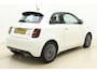 Fiat 500 Icon 42 kWh | Werinig kilometers | Climate control | Navigatie | Keyless | Camera | Panoramadak | Parkeersensoren voor en achter
