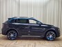 Lynk & Co 01 1.5 Hybride / Zwart / MY 23 FACELIFT / Zwarte Hemel / Slechts 30.572 km / Infinity Sound / 360 Camera / Panoramadak / Adaptive Cruise / Memory Seat / Apple Carplay