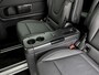 Mercedes-Benz V-klasse 250d 4-MATIC L3 Amg-Line 6-persoons Elektrische schuifdeuren Distronic Burmester Trekhaak afneembaar 2500kg