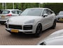 Porsche Cayenne Coupé 3.0 E-Hybrid / Panoramadak / 360Camera / Sportdesign+Chrono / Luchtvering / 22'' / Sportuitlaat / Dodehoek / DAB / Bose / Stoelverwarming 4x / Cruise Control