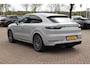 Porsche Cayenne Coupé 3.0 E-Hybrid / Panoramadak / 360Camera / Sportdesign+Chrono / Luchtvering / 22'' / Sportuitlaat / Dodehoek / DAB / Bose / Stoelverwarming 4x / Cruise Control
