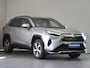 Toyota RAV4 2.5 Plug-in Hybrid AWD Style | Botsherkenning | Adaptive Cruise Control | Achteruitrijcamera | Apple CarPlay/ Android Auto | Stoelverwarming | Carkit | Inc. 220v Laadkabel