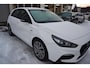 Hyundai i30 Fastback 1.0 T-GDI DRIVE, HELE NETTE AUTO VAN BJ 2019