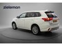 Mitsubishi Outlander 2.4 PHEV Intense+ - Carplay, Dakraam, Camera, Stoel/Stuur verw. Half Leer, PDC