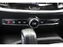 Volvo V60 2.0 T6 Recharge AWD Business Pro - Digitaal Cockpit, Carplay, Camera, Afn Trekhaak