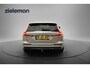 Volvo V60 2.0 T6 Recharge AWD Business Pro - Digitaal Cockpit, Carplay, Camera, Afn Trekhaak