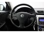 Volkswagen Passat Variant 1.4 TSI Comfortline Automaat - Cruise, Clima, Dakraam, Stoelverw. Trekhaak,