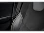 Volvo V40 T3 Benzine R-Design | Stoel verwarming | 17" | Parkeer camera | Led koplampen | Parkeer sensoren | Cruise control |