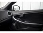 Volvo V40 T3 Benzine R-Design | Stoel verwarming | 17" | Parkeer camera | Led koplampen | Parkeer sensoren | Cruise control |
