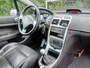Peugeot 307 CC 2.0-16V Leder, Climate & Cruise control, LM velgen, enz.