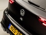 Volkswagen Golf 2.0 TSI R 4Motion 320Pk Automaat (SCHUIFDAK, STOELVERWARMING/KOELING, LEDER, MEMORY SEATS, CAMERA, STUURWIEL VERWARMD, IQ LIGHT, APPLE CARPLAY, KEYLESS, SFEERVERLICHTING, NIEUWSTAAT)