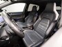 Volkswagen Golf 2.0 TSI R 4Motion 320Pk Automaat (SCHUIFDAK, STOELVERWARMING/KOELING, LEDER, MEMORY SEATS, CAMERA, STUURWIEL VERWARMD, IQ LIGHT, APPLE CARPLAY, KEYLESS, SFEERVERLICHTING, NIEUWSTAAT)