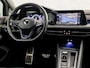 Volkswagen Golf 2.0 TSI R 4Motion 320Pk Automaat (SCHUIFDAK, STOELVERWARMING/KOELING, LEDER, MEMORY SEATS, CAMERA, STUURWIEL VERWARMD, IQ LIGHT, APPLE CARPLAY, KEYLESS, SFEERVERLICHTING, NIEUWSTAAT)