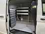 Volkswagen Transporter 2.0 TDI L2H1 150 PK Automaat Servicebus / Sortimo Inrichting / Euro 6 / Airco / Cruise Control / Camera / CarPlay / Navigatie / 3-Zits