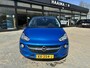 Opel Adam 1.0 Turbo 90pk BlitZ | Navigatie | Airco | Cruise control | Lage km stand | Stoel- en stuurverwarming | Apple Carplay/ Android auto | Lichtmetalen velgen | Zwart dak