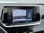 Peugeot e-2008 EV Active Pack 50 kWh Camera | Navigatie | Cruise | Dealer onderhouden |