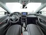 Peugeot e-2008 EV Active Pack 50 kWh Camera | Navigatie | Cruise | Dealer onderhouden |