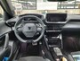 Peugeot 2008 1.2 Hybrid 145 GT | Automaat | Navigatie | Camera voor + achter | Massage | Stoelverwarming | Adaptieve cruise |