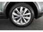 Volkswagen T-Roc 1.5 TSI 150pk DSG Style Trekhaak Camera Stoelverwarming Led Panoramadak Navigatie