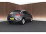 Volkswagen T-Roc 1.5 TSI 150pk DSG Style Trekhaak Camera Stoelverwarming Led Panoramadak Navigatie