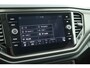 Volkswagen T-Roc 1.5 TSI 150pk DSG Style Trekhaak Camera Stoelverwarming Led Panoramadak Navigatie