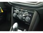 Volkswagen T-Roc 1.5 TSI 150pk DSG Style Trekhaak Camera Stoelverwarming Led Panoramadak Navigatie