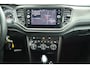 Volkswagen T-Roc 1.5 TSI 150pk DSG Style Trekhaak Camera Stoelverwarming Led Panoramadak Navigatie