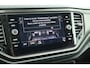 Volkswagen T-Roc 1.5 TSI 150pk DSG Style Trekhaak Camera Stoelverwarming Led Panoramadak Navigatie