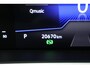 Volkswagen T-Roc 1.5 TSI 150pk R-Line Trekhaak Camera Stoelverwarming + Massage Virtual Cockpit Navigatie