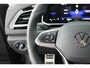 Volkswagen T-Roc 1.5 TSI 150pk R-Line Trekhaak Camera Stoelverwarming + Massage Virtual Cockpit Navigatie