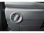 Volkswagen T-Roc 1.5 TSI 150pk R-Line Trekhaak Camera Stoelverwarming + Massage Virtual Cockpit Navigatie